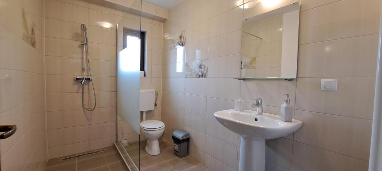 شقة Casa De Vacanta برانْ المظهر الخارجي الصورة